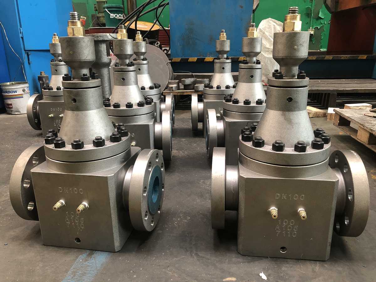Tarpaulin Rolls